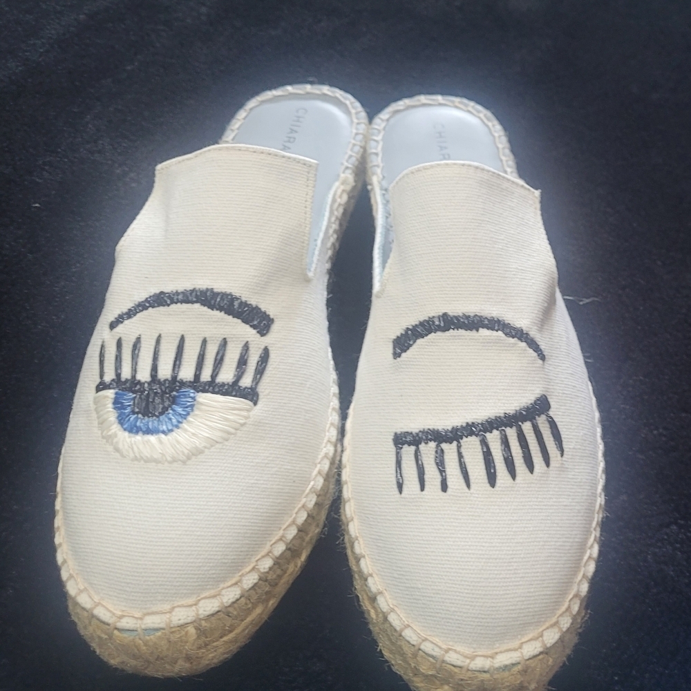 Chiara Ferragni Cream and Black Espadrilles. Sz 40. New In Box - Picture 2 of 9